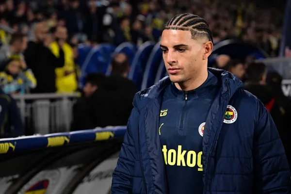 diego-carlos-fenerbahceden-ayriliyor-1787608269530.jpeg