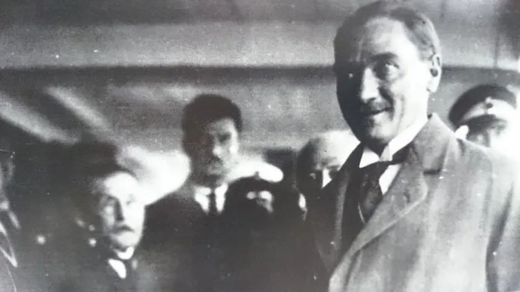 Atatürk’ün gün yüzüne çıkmamış fotoğrafları