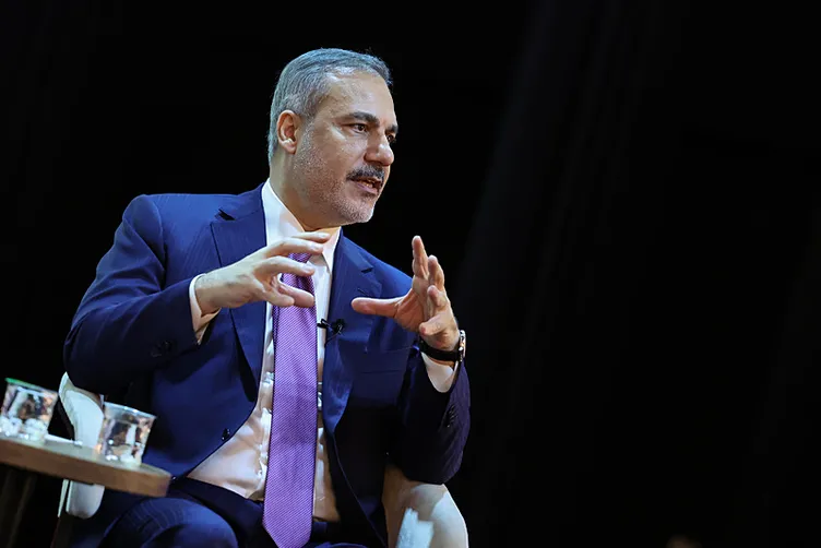 Son Dakika: Hakan Fidan, gündeme dair önemli açıklamalarda bulundu: Başta Rusya ve Batı arasındaki gerilim ve ‘nükleer savaş’ riskine dikkat çekti!