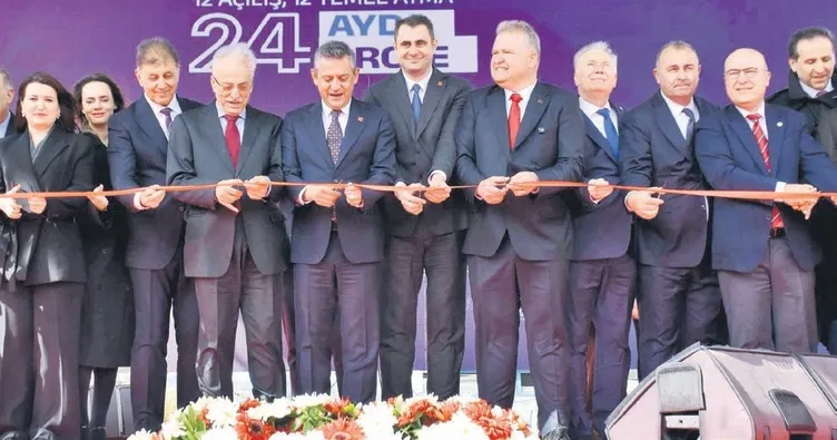 Ruhsatsız yere açılış yaptı