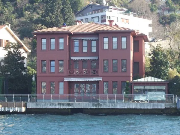 Monica Boğaz turuna çıktı