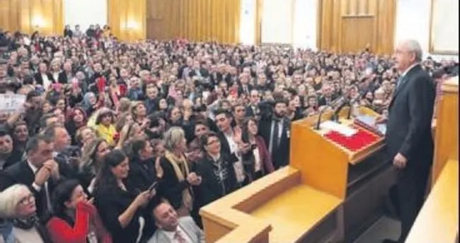 CHP’li gençler Meclis’i birbirine kattı!
