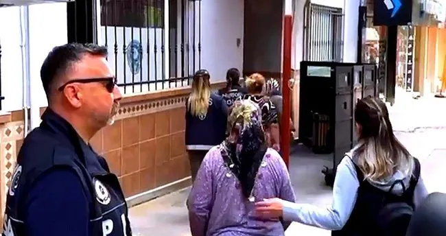 Manisa’da zehir tacirlerine darbe: 8 kişi tutuklandı