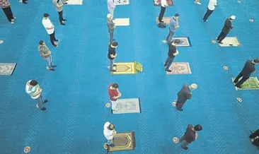 Eller semaya açıldı