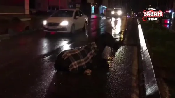 Arnavutköy’de minibüs ata çarptı | Video