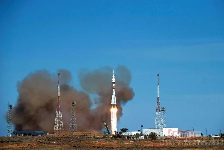Rus kozmonotlar ve NASA astronotu rekor hızla ISS’e ulaştı