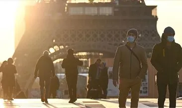 Fransa’da açık alanda maske zorunluluğu kalkıyor