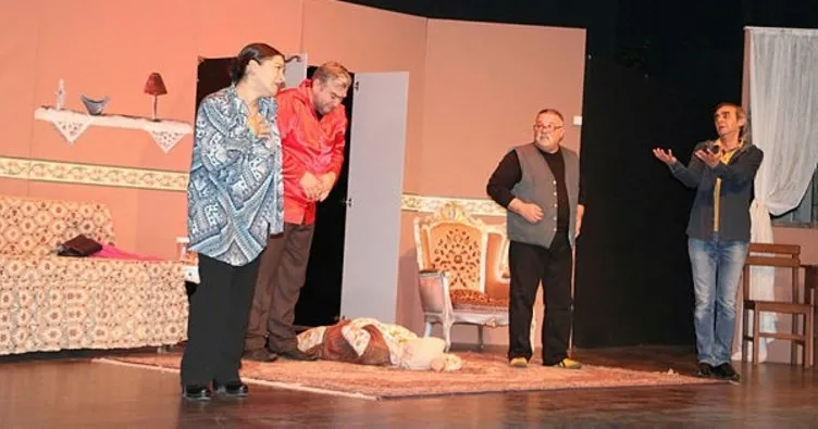 Aydın’da Dünya Tiyatro Günü kutlandı
