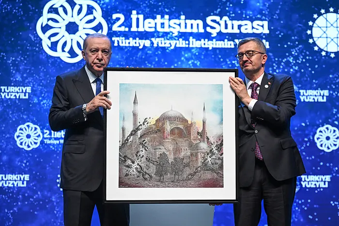 son-dakika-baskan-erdogandan-onemli-aciklamalar-depremi-kullanarak-firsatcilik-yapanlar-hesap-veriyor-1785245537480.jpg