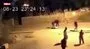 Yere düşen genci defalarca bıçaklayarak öldürdüler | Video