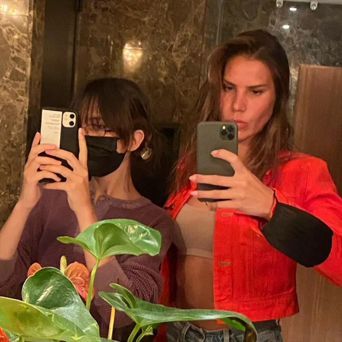 Bir dönem podyumların tozunu attırıyordu! 40 yaşındaki eski manken Lara Surol uzun zaman sonra ortaya çıktı!