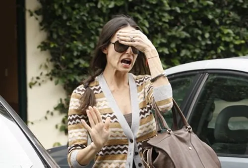 demi moore fena coktu magazin haberleri