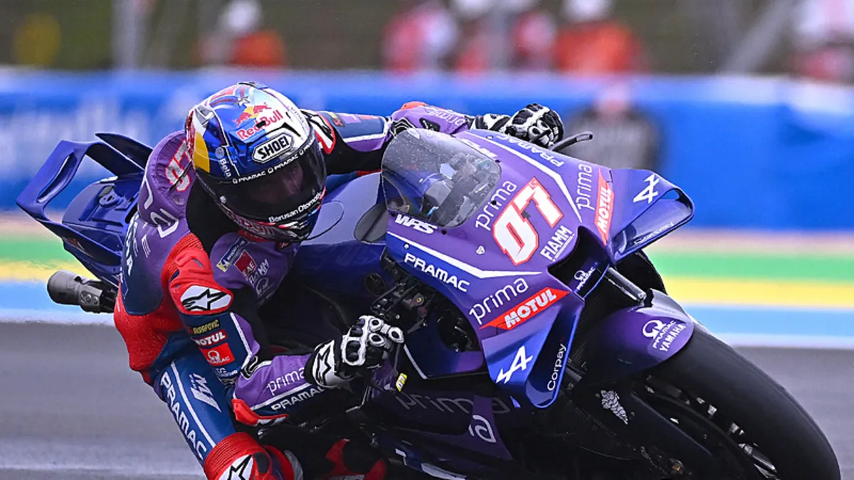 Toprak Razgatlıoğlu, Brezilya’daki sprint yarışında 18. oldu! Toprak Razgatlıoğlu, Brezilya’daki sprint yarışında 18. oldu!