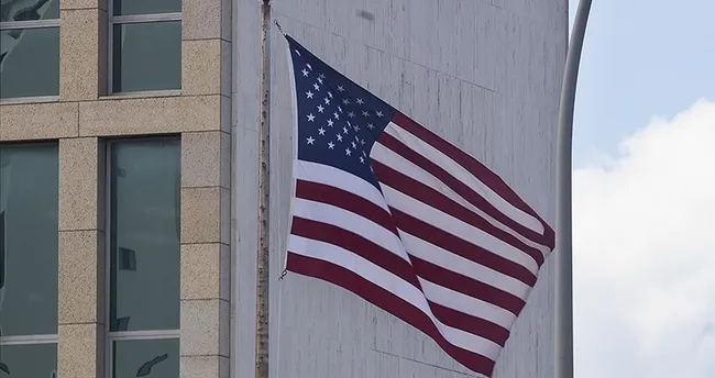 ABD’nin Beyrut Büyükelçiliği binasına silahlı saldırı ABD’nin Beyrut Büyükelçiliği binasına silahlı saldırı