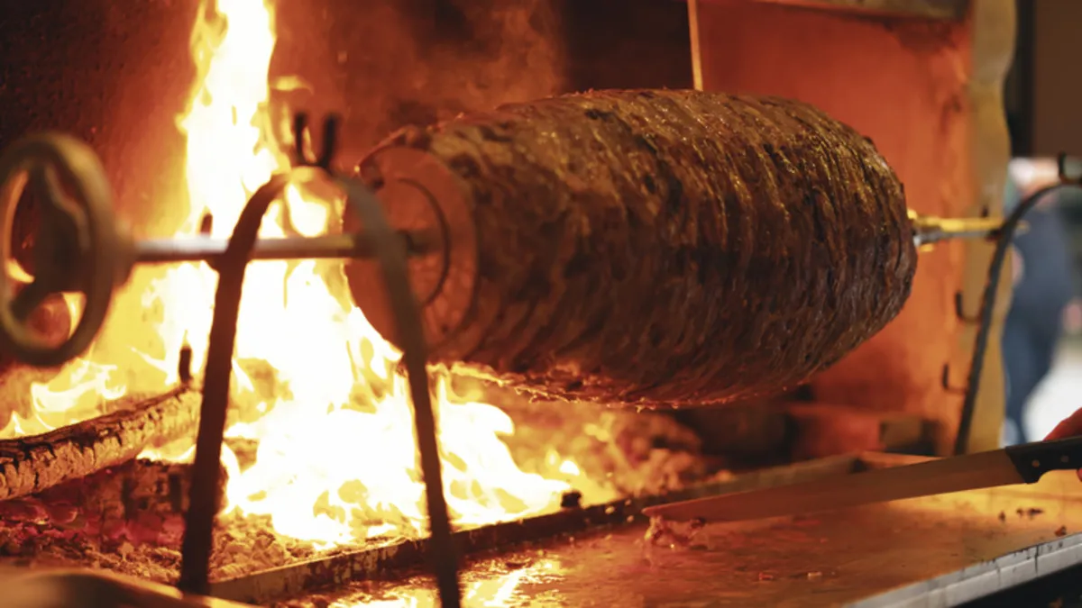 Erzurum lezzetlerini sofralarınızda ağırlayın! Cağ kebabından kadayıf dolmasına enfes tarifler…