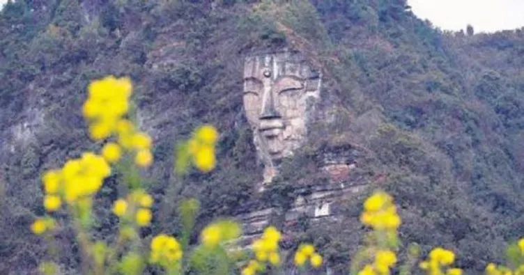 En büyük Buda heykeli