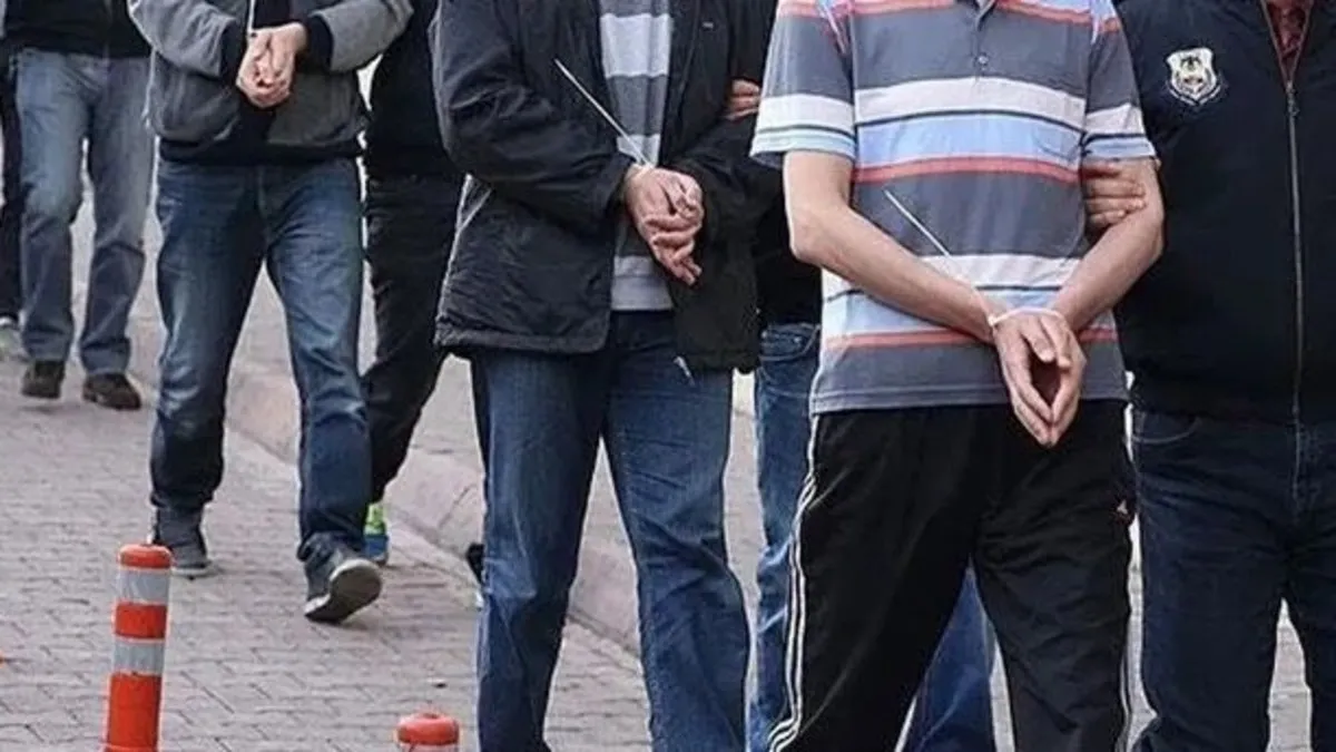 FETÖ emniyet mahrem yapılanmasında 7 itirafçı 13 tutuklama FETÖ emniyet mahrem yapılanmasında 7 itirafçı 13 tutuklama