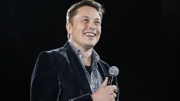 Elon Musk herkesin merak ettiği sorunun cevabını verdi!