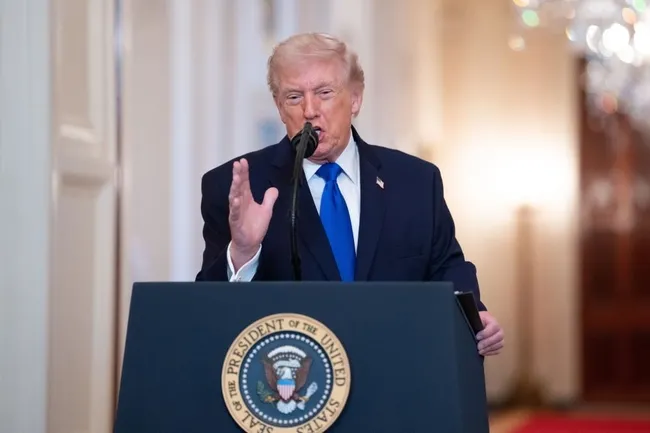 abd-baskani-trump-48-iranli-lider-olduruldu-1772391720210.jpg ABD Başkanı Trump: 48 İranlı lider öldürüldü