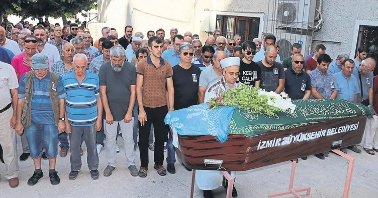 Yaşlı kadın evinde vahşice öldürüldü