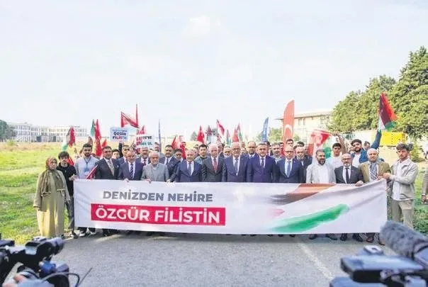 Gençliğin vicdanla buluştuğu festival – FUNDA KARAYEL Gençliğin vicdanla buluştuğu festival – FUNDA KARAYEL