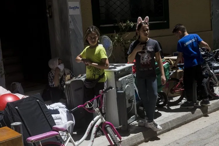 Savaştan kaçan Suriyeli aile, Atina’da dolandırıldı