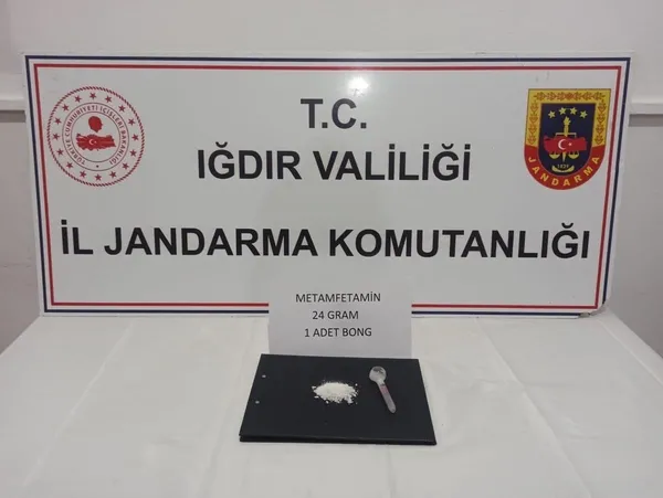 igdirda-uyusturucu-operasyonu-3-supheli-tutuklandi-1715198331505.jpg