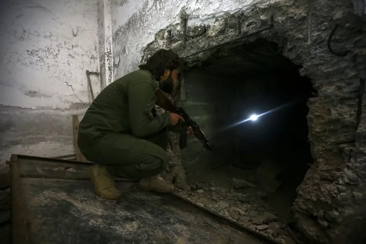 Tel Abyad’daki Ermeni Kilisesi önce DEAŞ sonra PKK tarafından karargah olarak kullanılmış