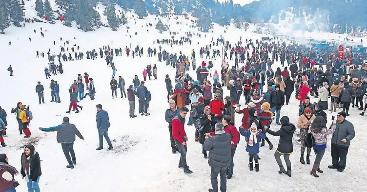 3. Kardan Adam Şenliği renkli geçti