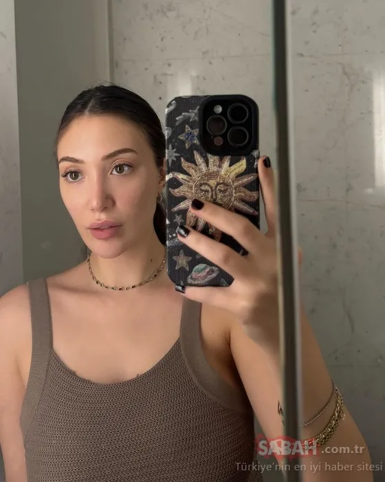 Yasmin Erbil ev hapsindeki babası hakkında konuştu! Yine TikTok’a girmiş, Mehmet Ali Erbil’in kızı olmak çok zor yaşlandım