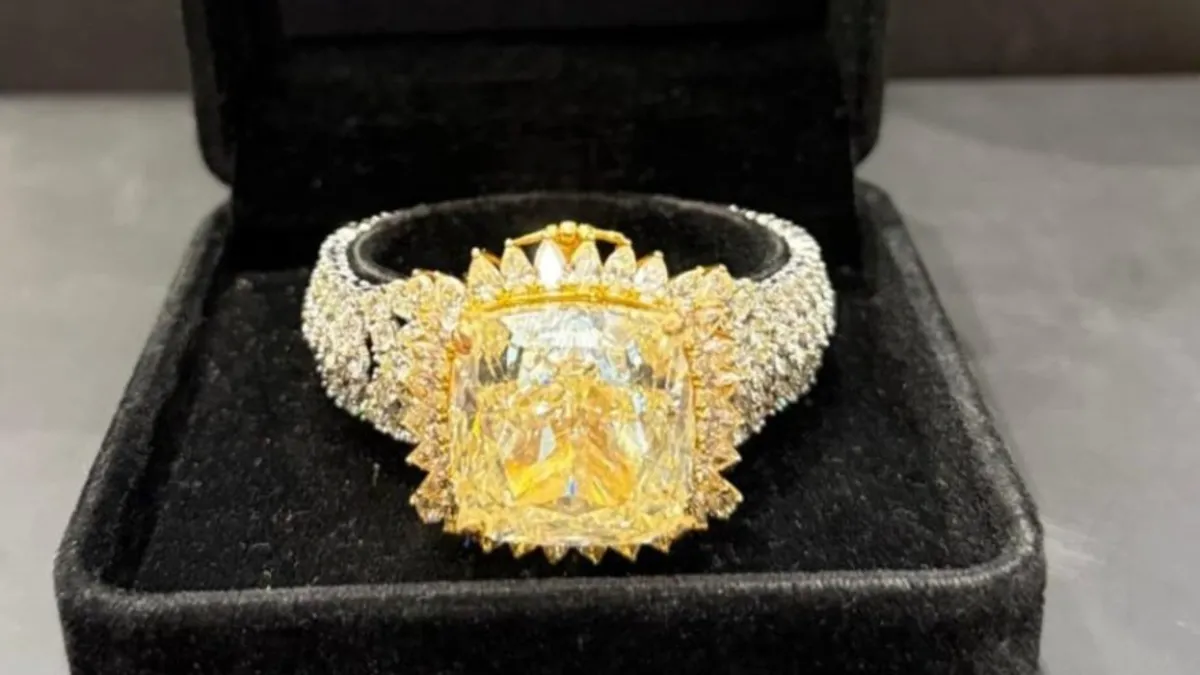 Kapalıçarşı’da dev pırlanta operasyonu: Değeri tam 3 milyon dolar! 80 karatlık en büyük… Kapalıçarşı’da dev pırlanta operasyonu: Değeri tam 3 milyon dolar! 80 karatlık en büyük…