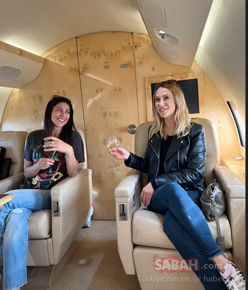 48 bin fotoğraf ile Ekrem İmamoğlu’nun A Takımını deşifre etmişti: İşte Rabia Karaca’nın telefonundan çıkan yeni görüntüler!