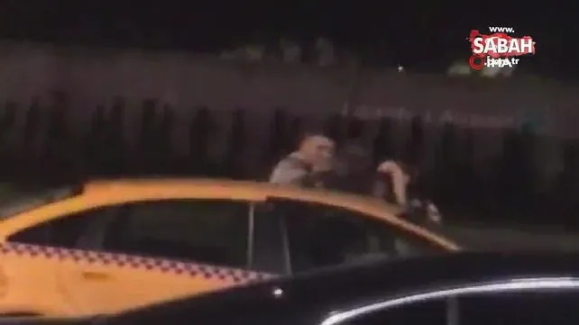 İstanbul’da taksiciye “yolu uzattın” tokadı kamerada | Video
