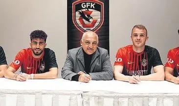 Gaziantep FK’dan imza şov