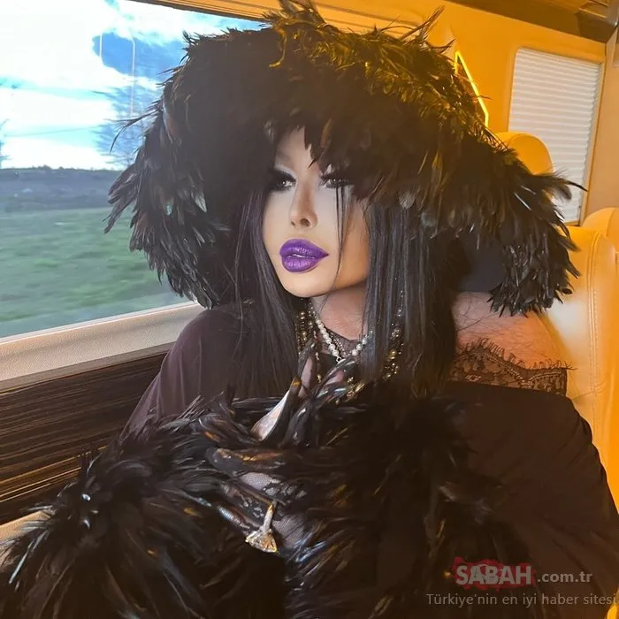 Diva’nın bu hali olay! Bülent Ersoy’un sıfır makyaj haline yorumlar yağdı!