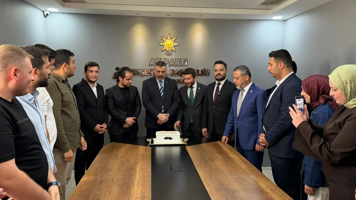 İçişleri Bakanı Mustafa Çiftçi'ye Babalar Günü sürprizi