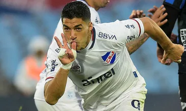 Luis Suarez ilk maçında hat-trick yaptı