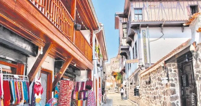medeniyetlerin kalesi ankara baskent