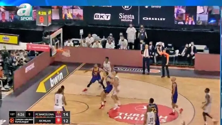 Barcelona 81 - 86 Efes Pilsen Şampiyonluk MAÇI ÖZET izle! Euroleague Finali Barcelona 81 - 86 Efes Pilsen geniş özeti