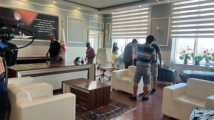 CHP’li Döşemealtı Belediyesi’ne haciz şoku! 100 milyon borç nediyle icralık oldu