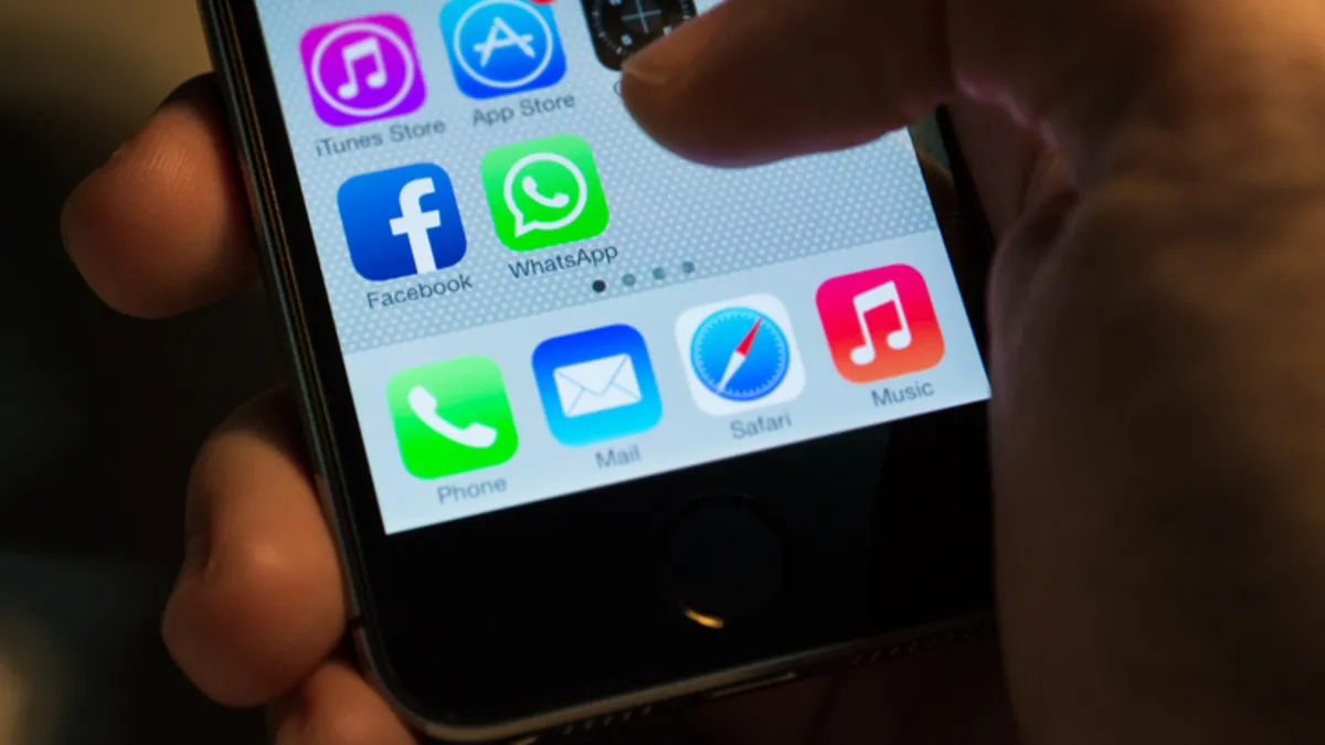 WhatsApp’ta telefon numarası dönemi değişiyor: Kullanıcı adları geliyor