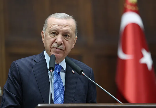 son-dakika-baskan-erdogandan-chpye-yerel-secim-tepkisi-verilen-vaatlerin-hepsi-rafa-kalkti-1721821564847.jpeg Son dakika: Başkan Erdoğan'dan CHP'ye