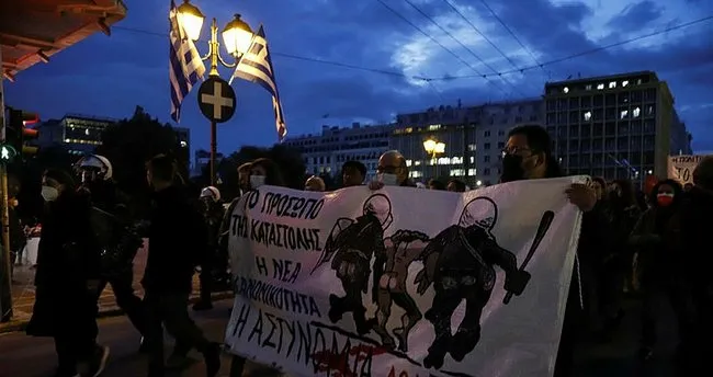Yunanistan'da kaos! Polis şiddetine karşı halk sokaklara döküldü