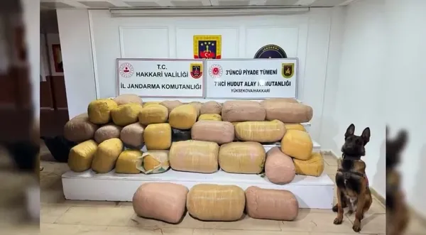 hakkaride-626-kilogram-uyusturucu-madde-ele-gecirildi-4-supheli-yakalandi-1781093553087.jpg