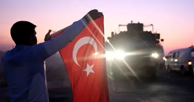 Barış Pınarı Harekatı’na destek veren ünlü isimlerden duyarlı davranış! Usta sanatçı Ümit Besen konserlerini iptal etti...