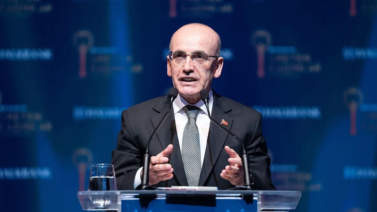 Bakan Şimşek’ten büyüme açıklaması: Hedefimize ulaşacağız Bakan Şimşek’ten büyüme açıklaması: Hedefimize ulaşacağız
