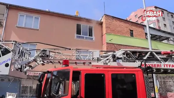Binadaki malzemeler yandı, 1 kişi zehirlendi | Video