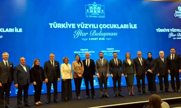 vali-gulden-turkiye-yuzyili-cocuklarina-10-bin-liralik-bayram-harcligi-mujdesi-1772565233885.jpg