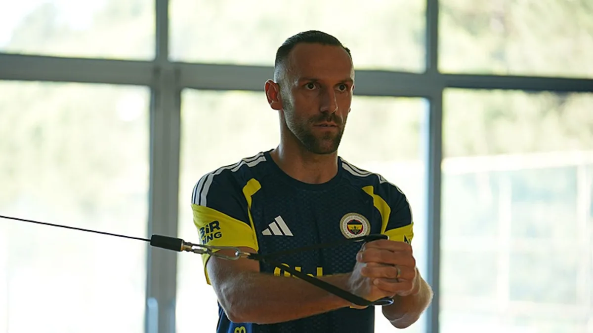 Fenerbahçe'de Vedat Muriqi salonda çalıştı!