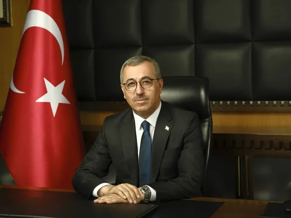 buyuksehirlerden-mansur-yavasin-aski-iflas-edecek-iddiasina-tepki-1665729857966.jpg